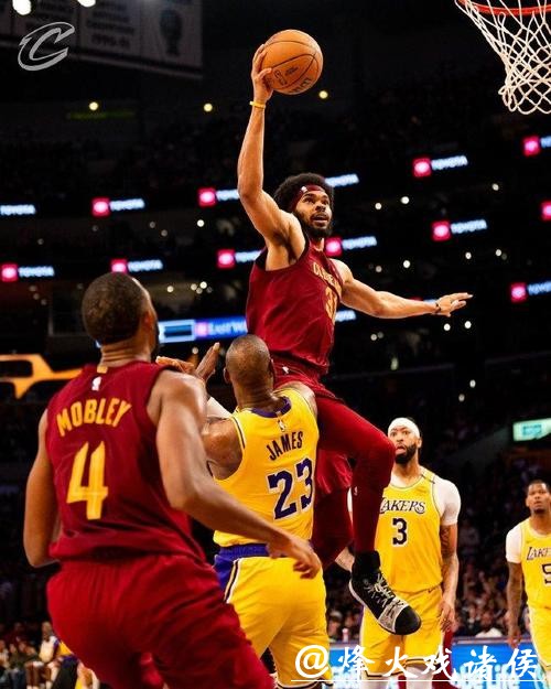 40岁詹姆斯23分阿伦27+14 骑士力克湖人8连胜